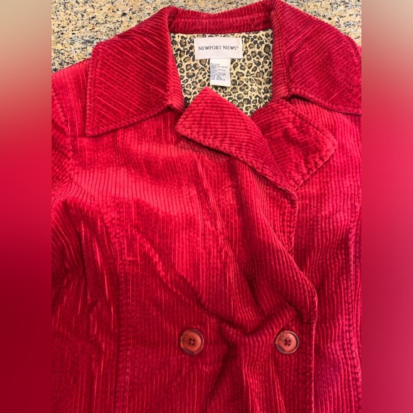 Vintage Red Corduroy Trench Coat lined with Cheetah print Size 10 - Picture 4 of 10